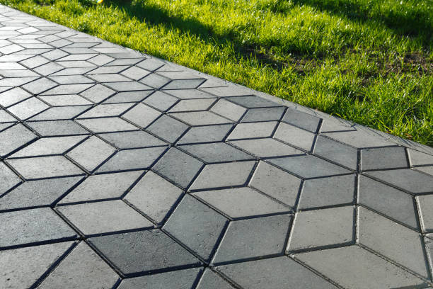 Best Local Driveway Pavers  in St Charles, IL